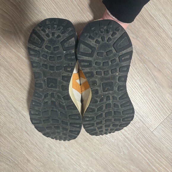 Veja Paulistana Sneakers with platform, Cream and Orange Suede Accents US 7/EU38 - Picture 8 of 9